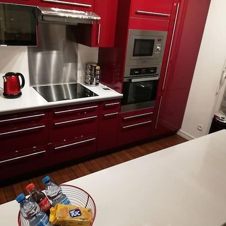 Joli Appartement Avec Jardin Et 2 Parkings Prives Argenteuil Bagian luar foto